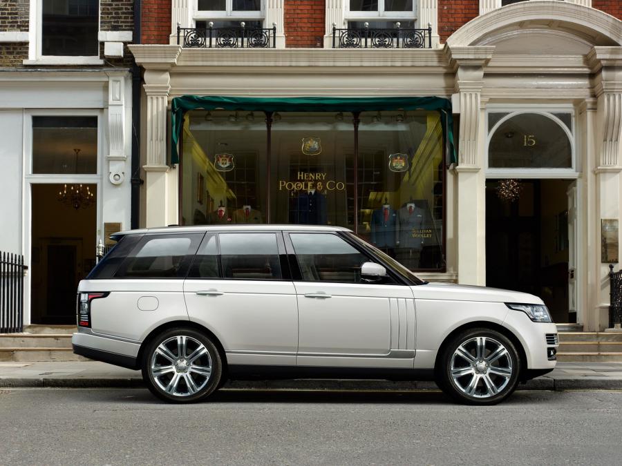  Land Rover Range Rover Autobiography Black 2014 года  (фото 6 из 7)